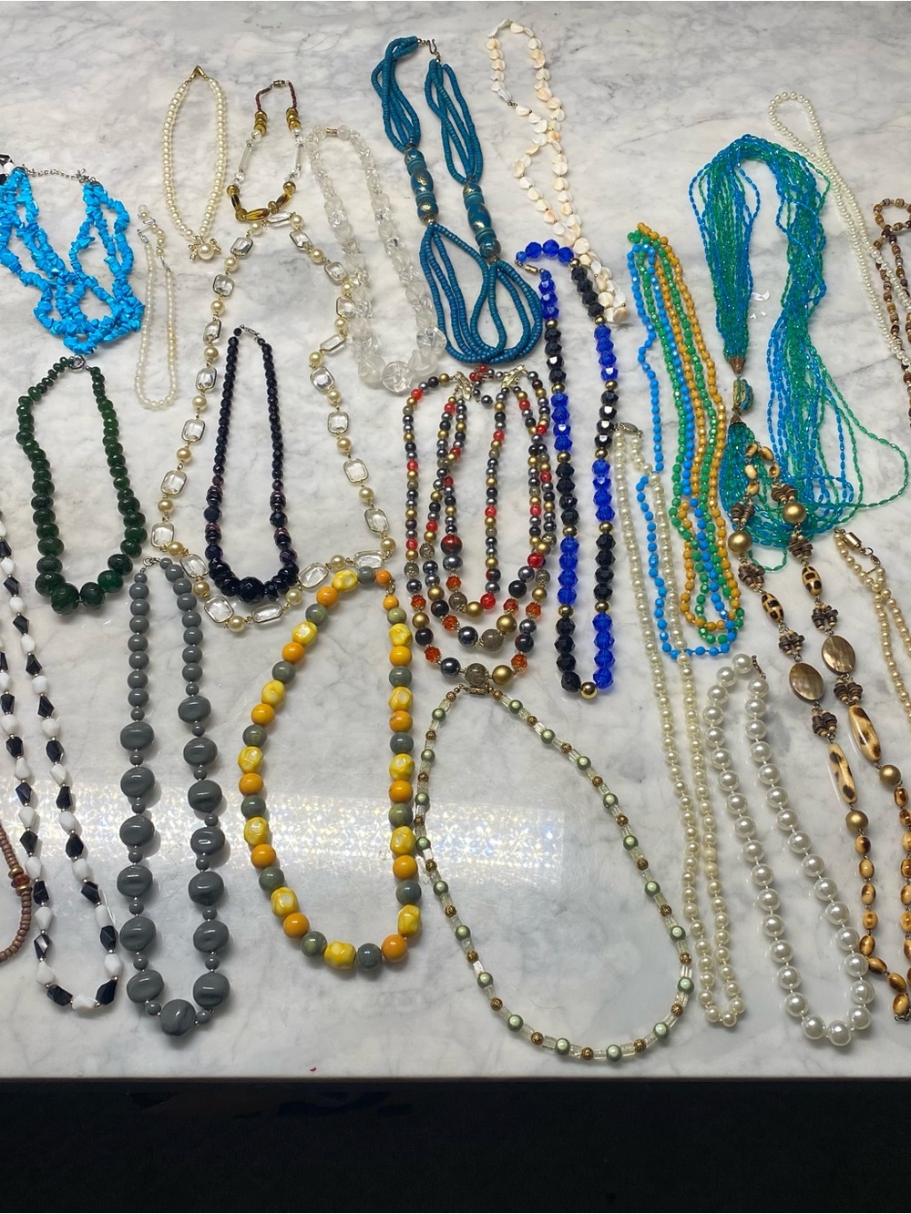 Lot Of Beaded Costume Jewelry Necklaces Over 2 Pounds Wearable Good Condition